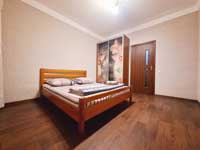 Двухкомнатная квартира посуточно Запорожье просп. Соборный, 232 (ДнепроГЭС)